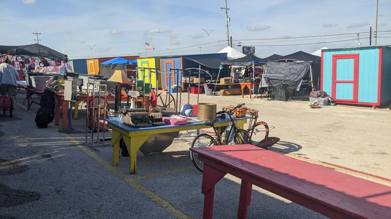 Bussey’s Flea Market, Schertz