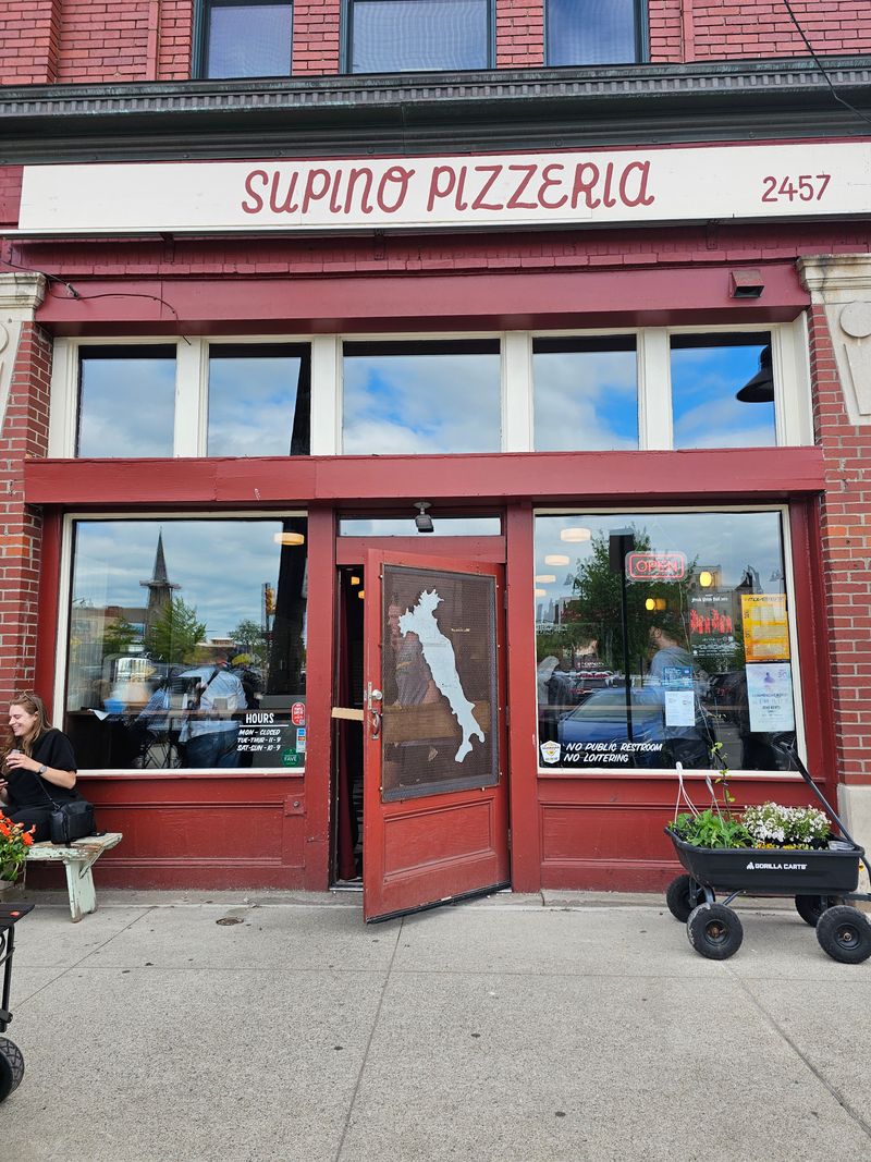Supino Pizzeria, Detroit, Michigan