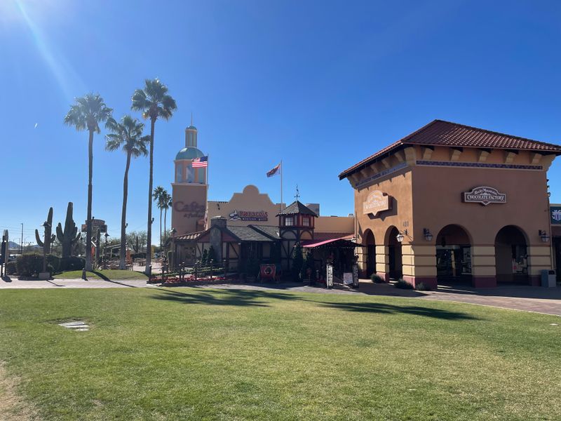 Outlets North Phoenix &ndash; Phoenix, AZ