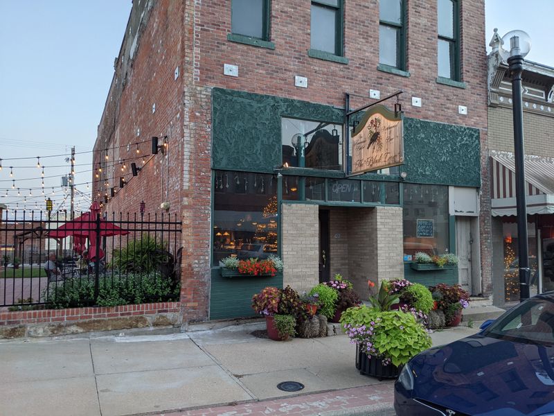 The Black Crow Restaurant & Bar (Beatrice, Nebraska)