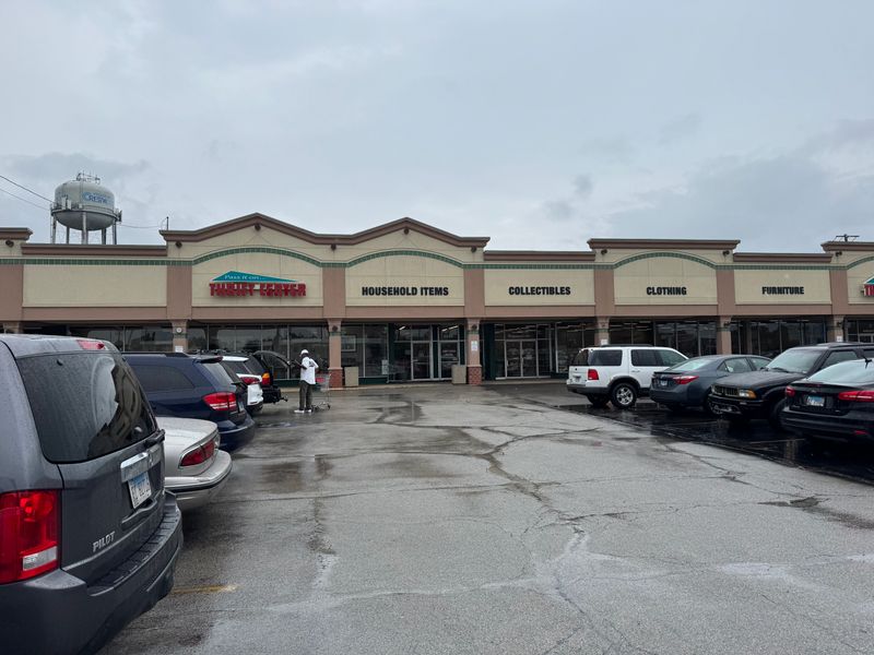 Pass It On Thrift Center (Crestwood)