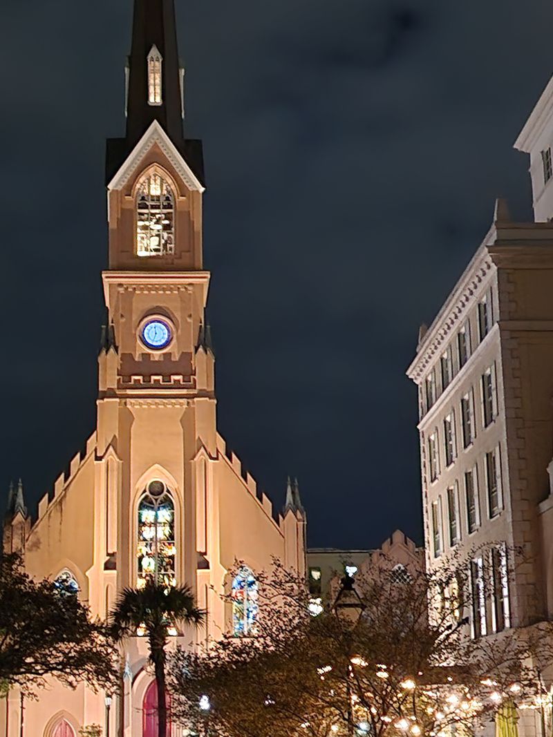 Charleston Holiday Market