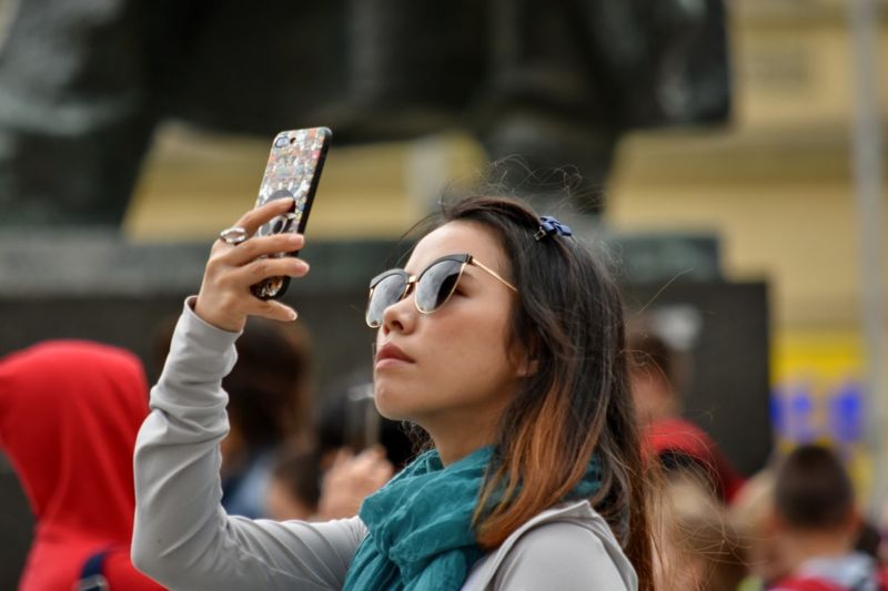 Phone snatches near train doors and scooters