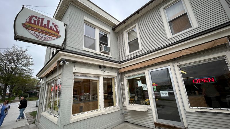 Vermont &mdash; Gill&rsquo;s Delicatessen