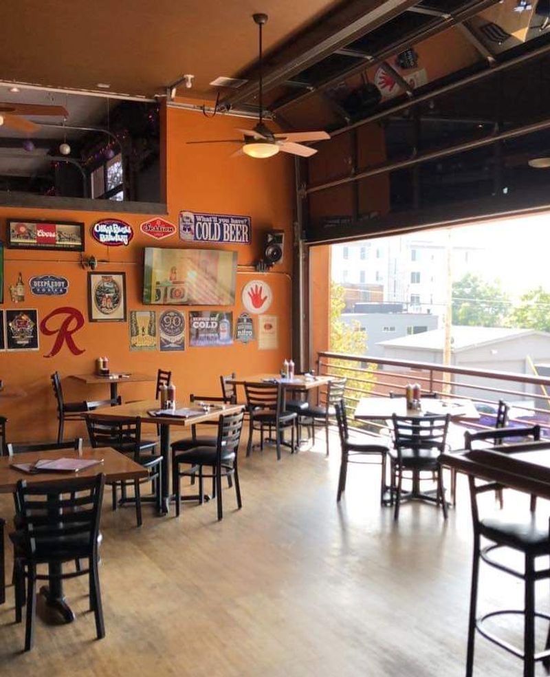 Highland Tavern