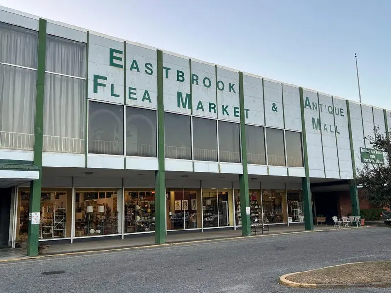 Montgomery Flea Market, Montgomery