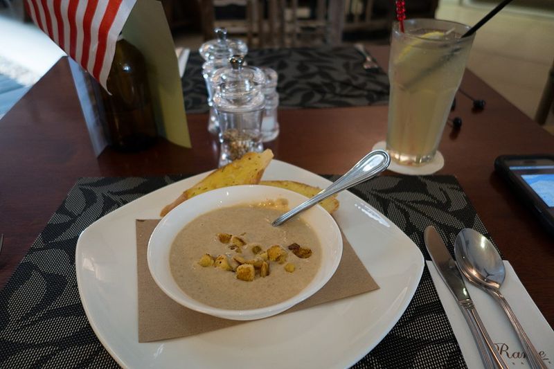 Virginia – Peanut Soup