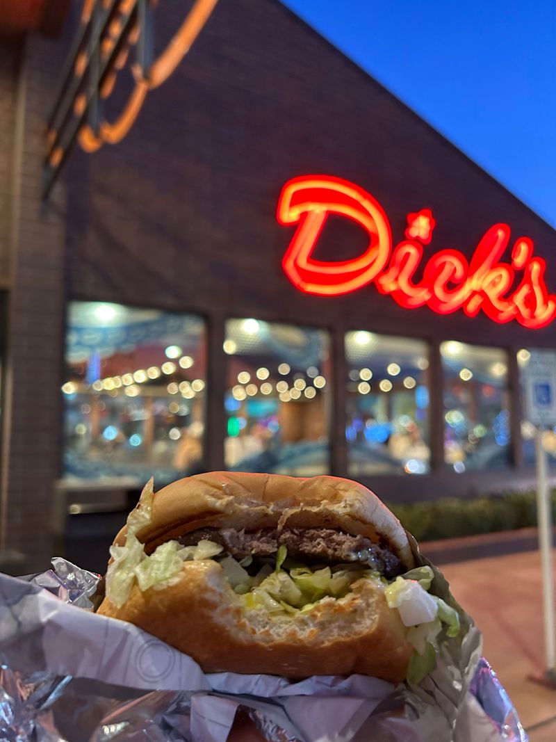 Washington — Dick’s Drive-In (Seattle)