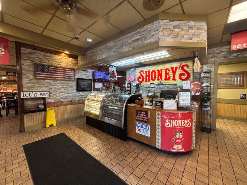 West Virginia &mdash; Shoney's (Charleston)