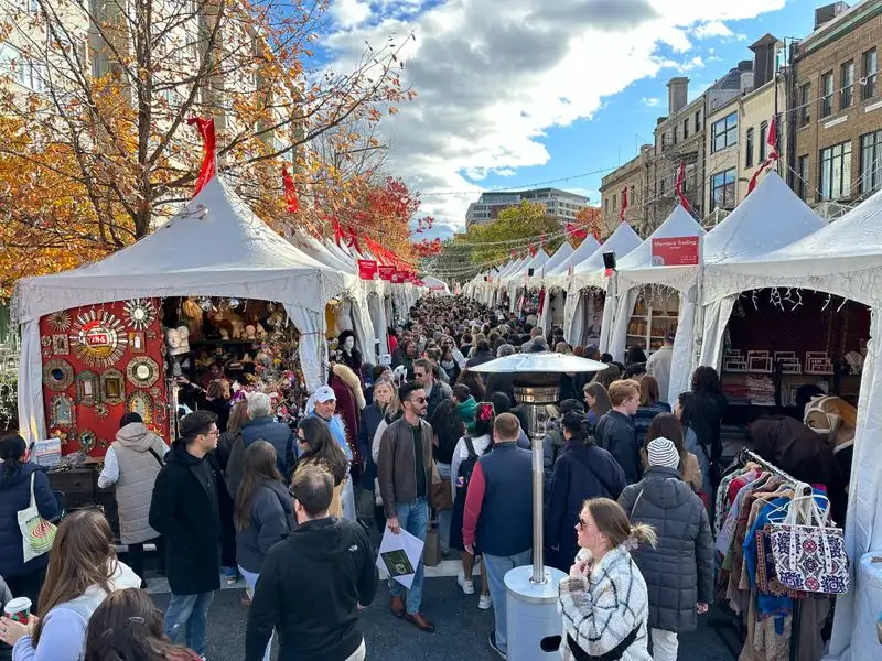 Dupont Circle Holiday Market