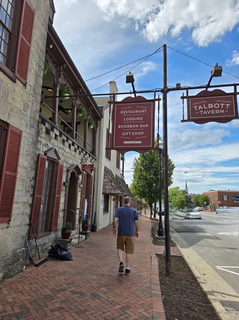 Plan your visit like a local