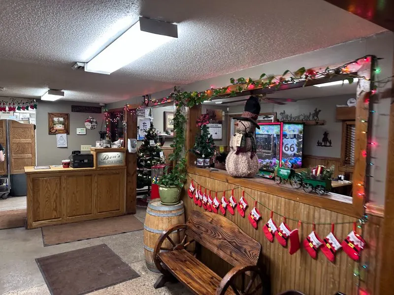 Family-Friendly Atmosphere and Service