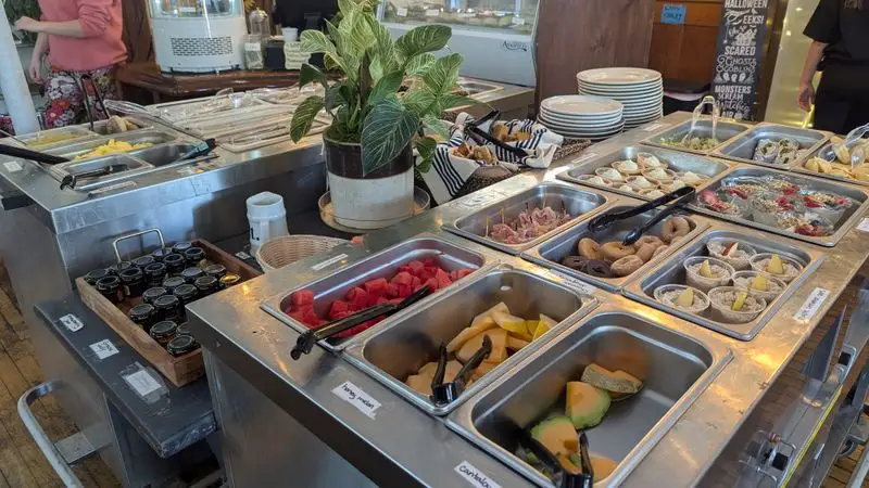 Sunday breakfast buffet highlights