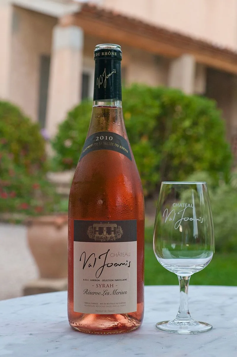 French wine or Champagne