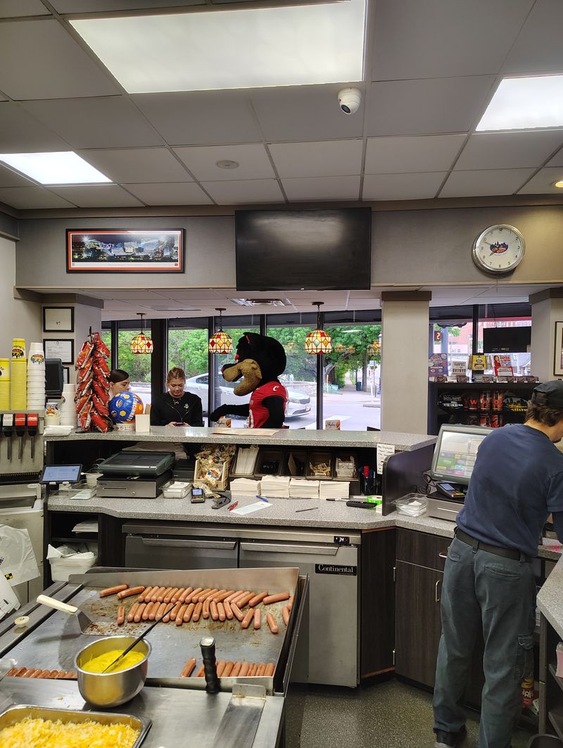 Service, speed, and late night hours