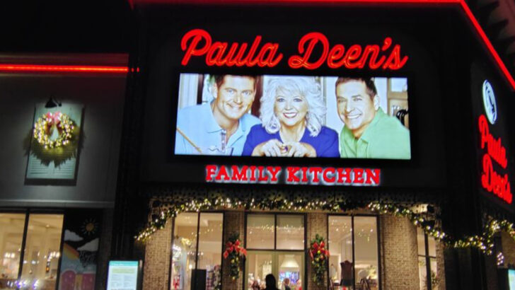 Where Missourians line up for a hearty roast beef buffet that keeps them coming back