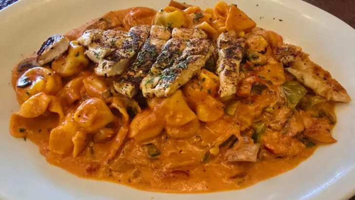 Where West Virginians line up for a pot roast buffet that fills the dining room every Sunday