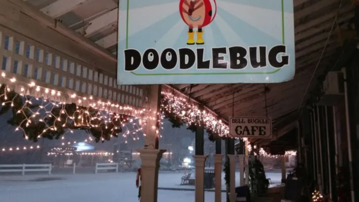 Where to Spend the Holidays in Tennessee Without the Big-City Crowds