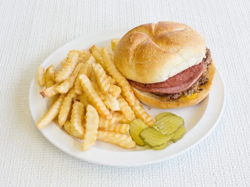 White Rose Drive-In, Linden