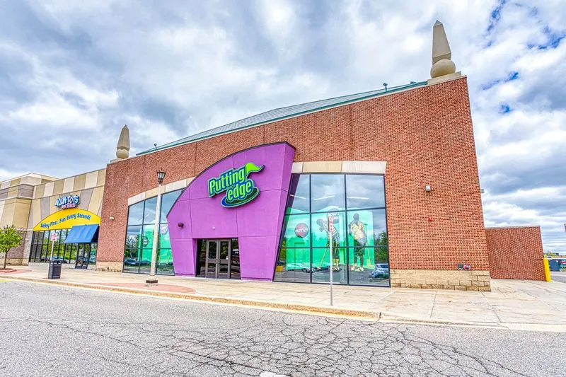 Location, Hours, And Booking Tips