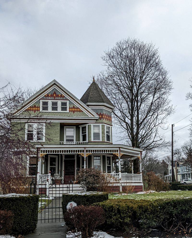 A Brief History That Makes Antiquing Meaningful