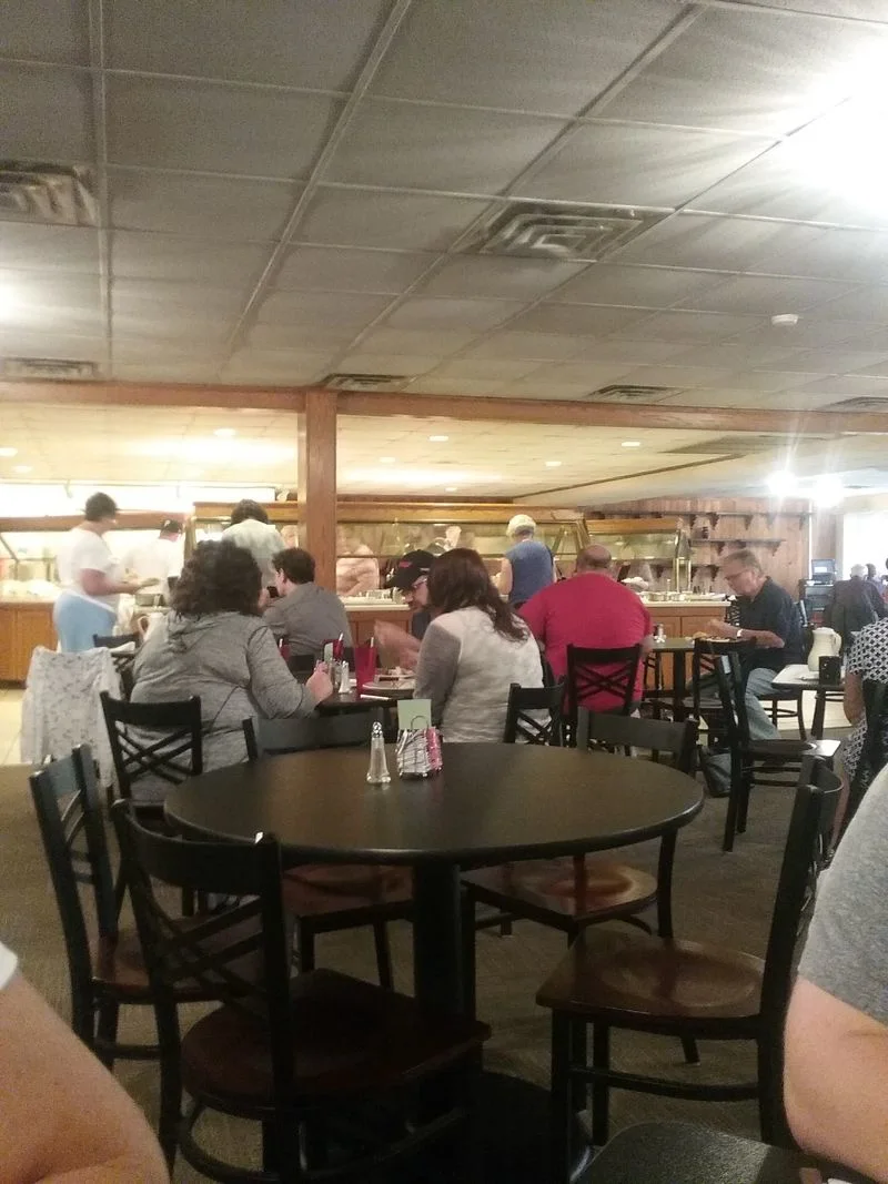 Sunday comfort and banquet vibes