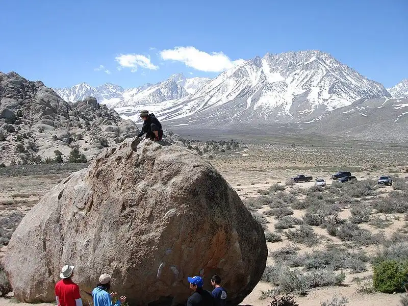 Buttermilks Bouldering and Granite Glow