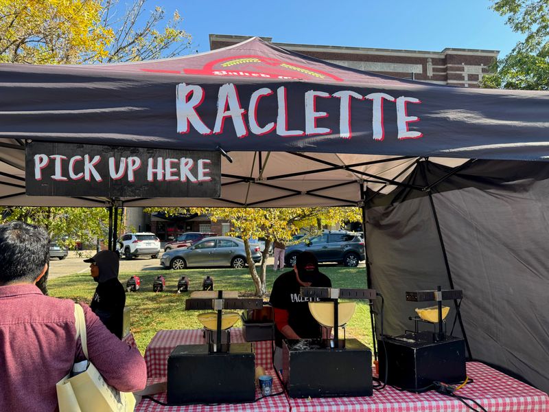 Logan Square Holiday Market