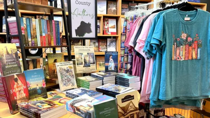 10 Beloved Bookstores in Kentucky Where Hours Pass Without Notice
