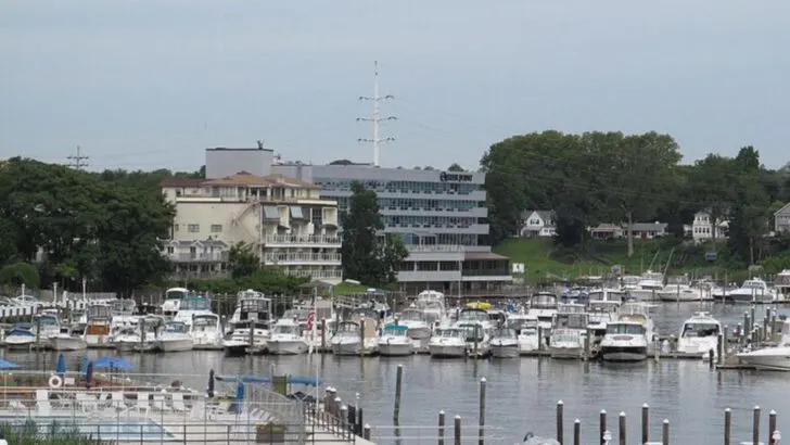 10 New Jersey Towns That Make Easy Winter Day Trips