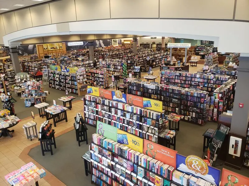 Barnes & Noble &mdash; Sioux Falls, SD