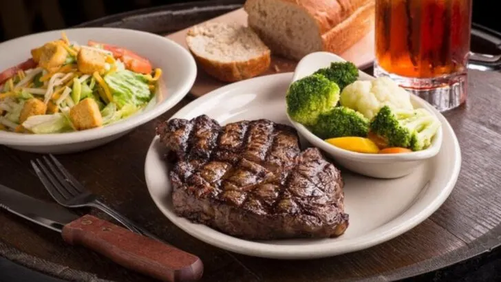 12 Old-Fashioned Restaurants in Arkansas Known for Standout Filet Mignon