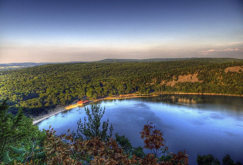 Devil&rsquo;s Lake State Park