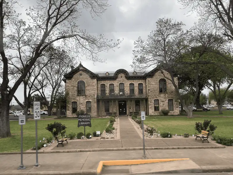 Fredericksburg &mdash; Texas