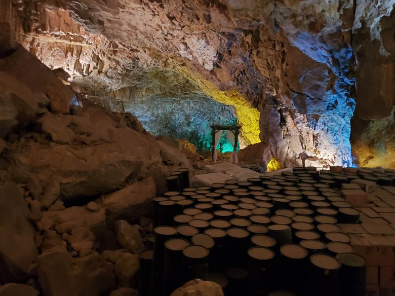 Grand Canyon Caverns & Inn &ndash; Arizona