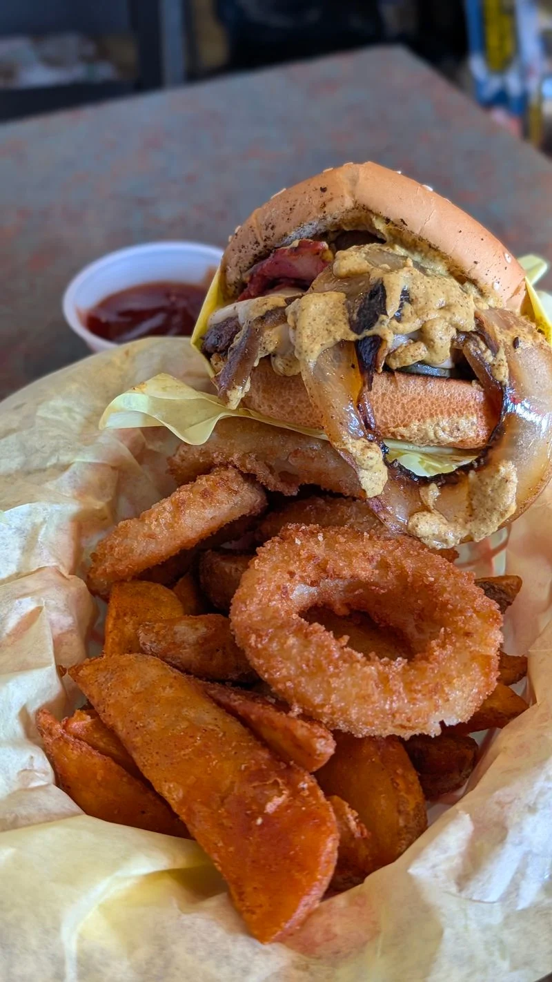 Hodad&rsquo;s Ocean Beach &mdash; San Diego, CA