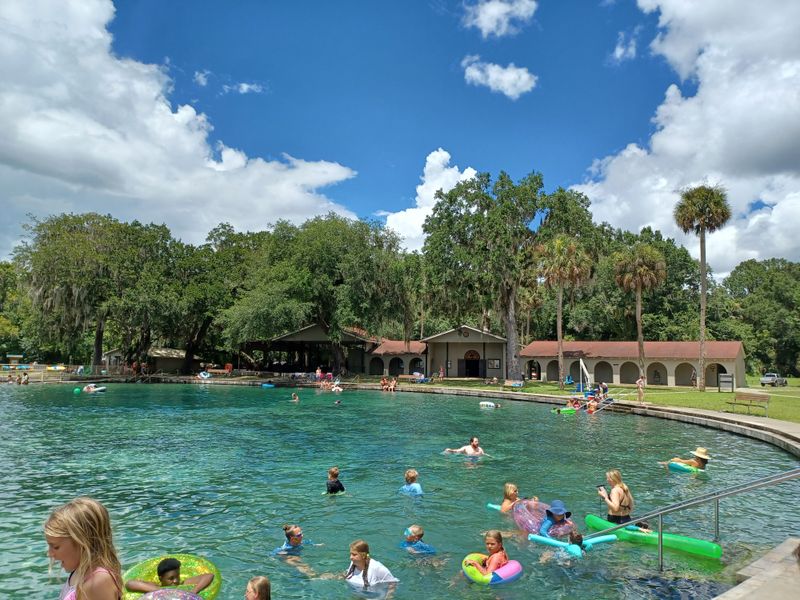 Swim the spring head and cool down at 72 degrees