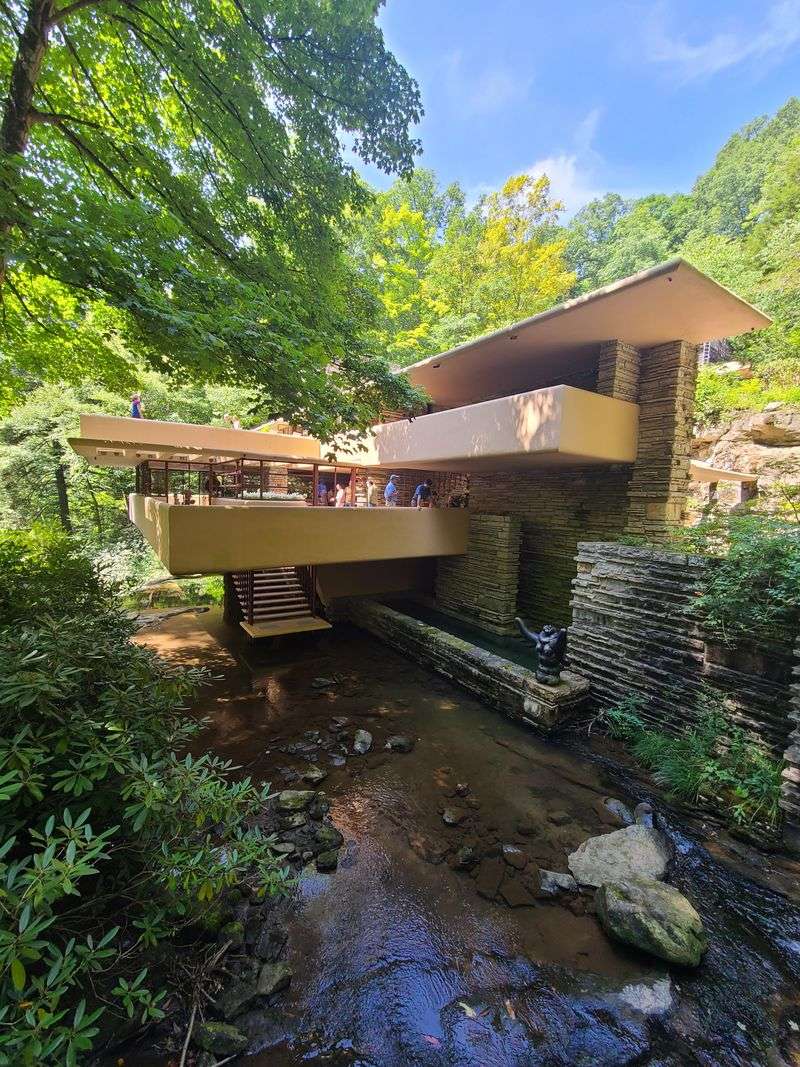 Visiting Fallingwater and Frank Lloyd Wright Architecture