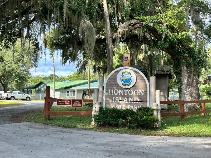 Where Hontoon Island Is Located