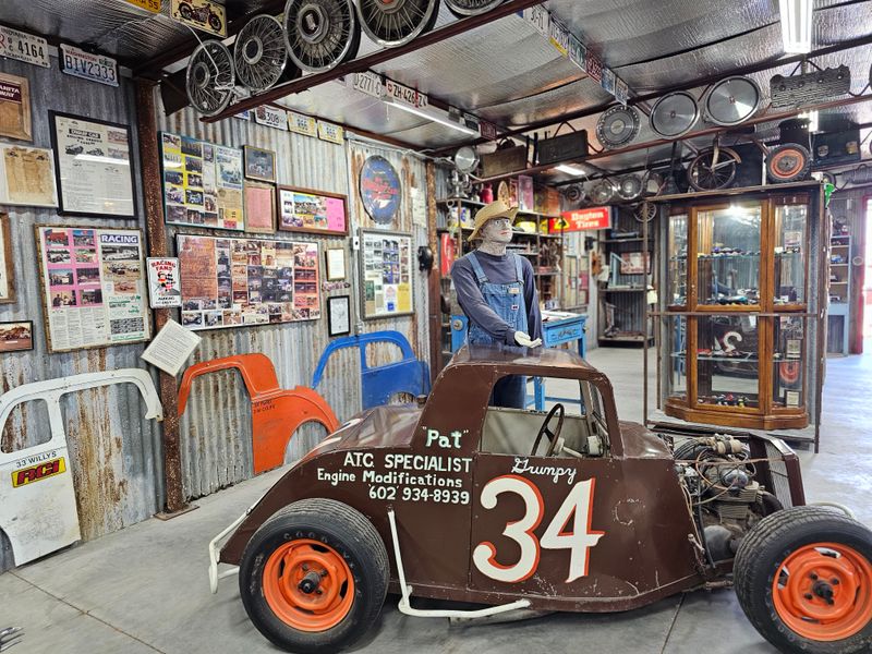 From Dirt Ovals to Asphalt: Dwarf Racing&rsquo;s Roots and Rise