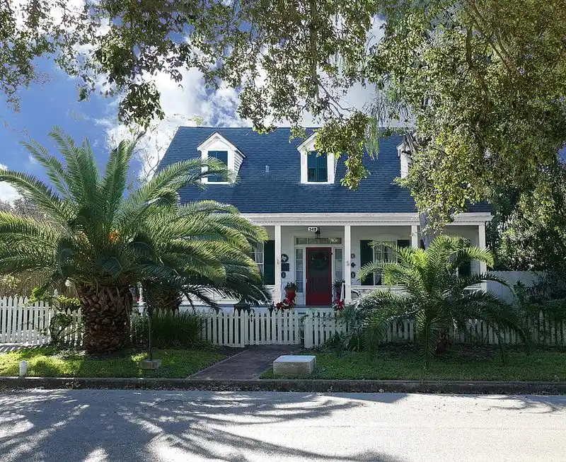 The Thriving Local Community