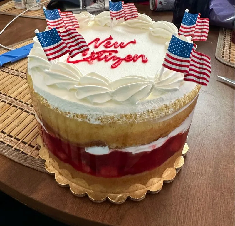 What makes the Atomic Cake iconic