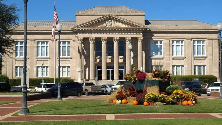 A charming Alabama town where living well doesn&rsquo;t require a big income