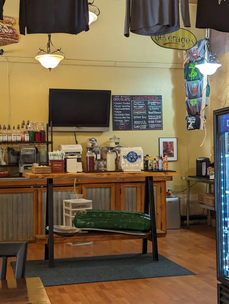 Pickles Deli: A Local Gem
