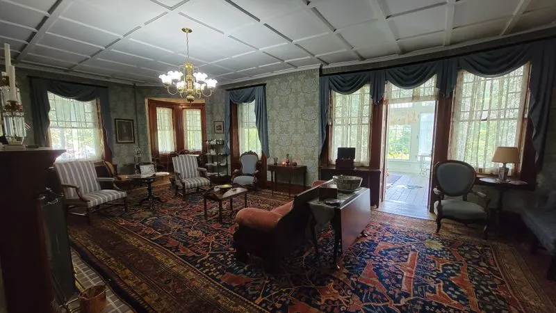 Inside the Auburn Heights mansion tour
