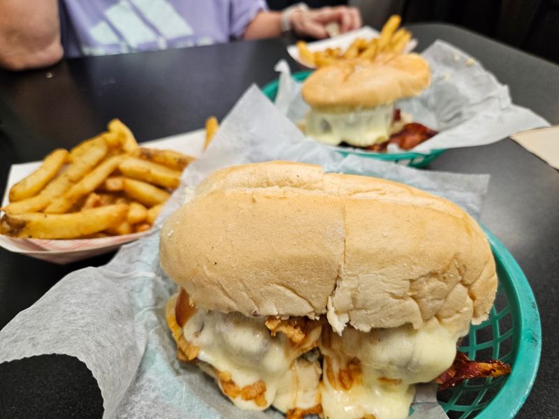 A brief history of Ted&rsquo;s and the steamed cheeseburger