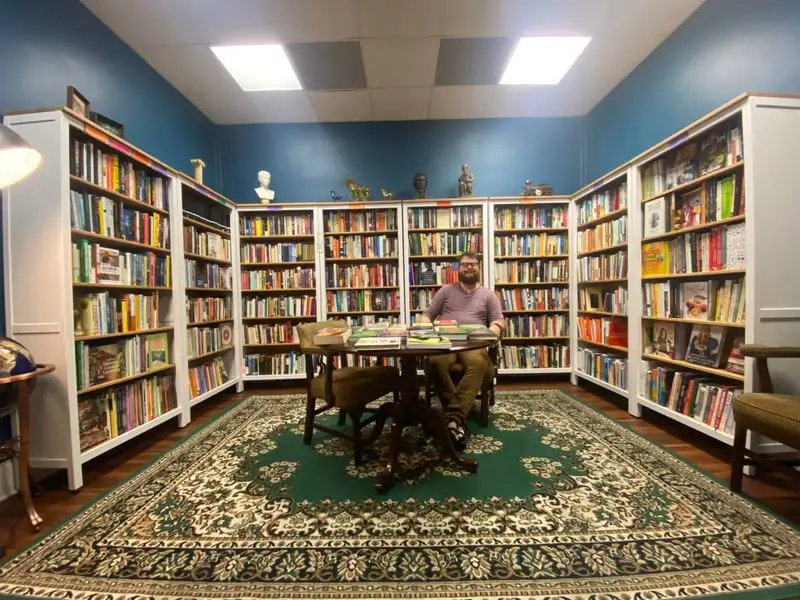 Bigger on the inside layout