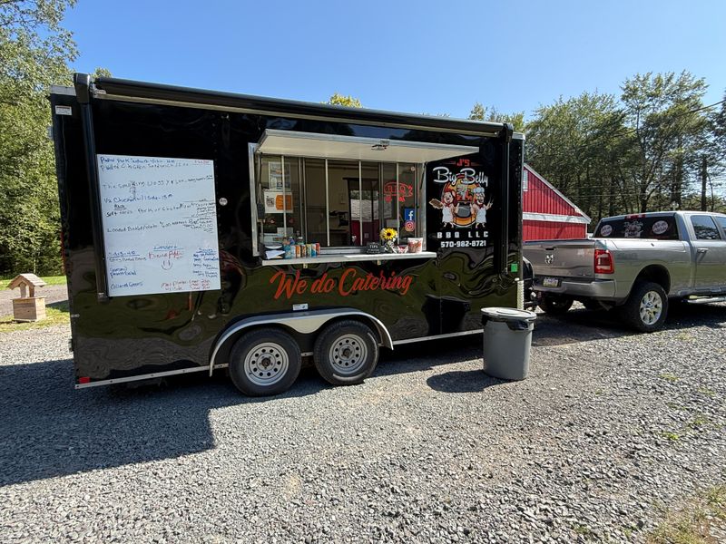 J&rsquo;s Big Belly BBQ (Pocono Lake)