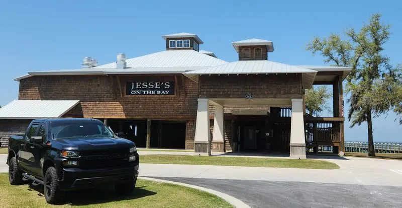 Jesse&rsquo;s On The Bay
