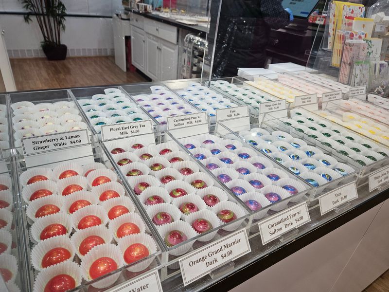 Alaska &mdash; Aurora Chocolate (Hotel Captain Cook)